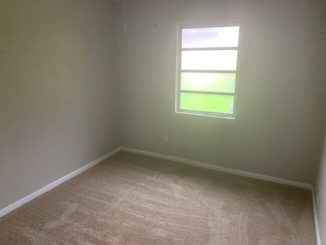 Building Photo - 218 Glendale Ave