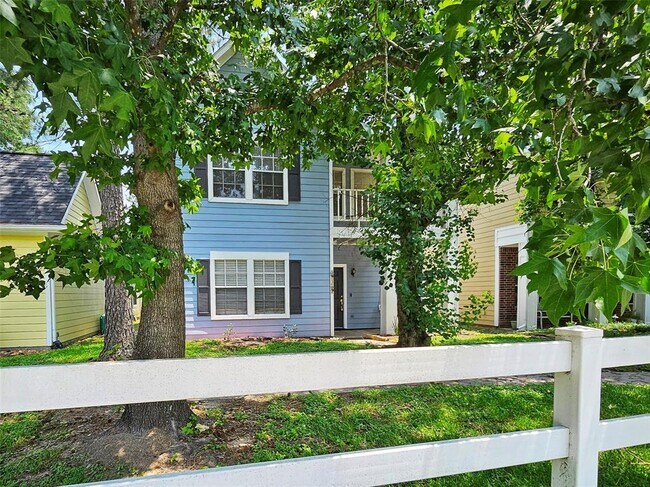 Building Photo - 6106 Spruce Bough Ct