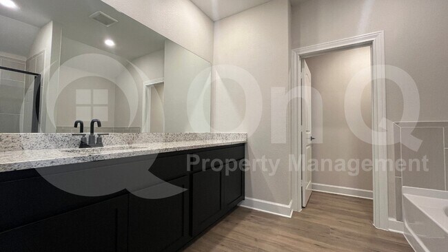 Building Photo - 1000 Princeton Hts Blvd