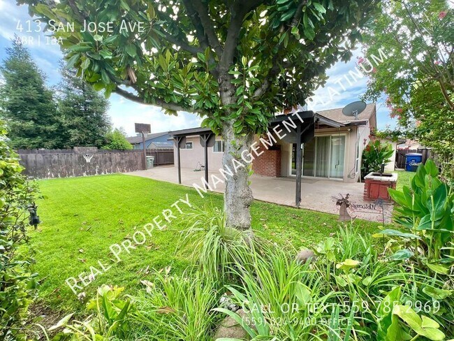 Building Photo - $1,895 New floors 4 Bedroom Home, Old Town...