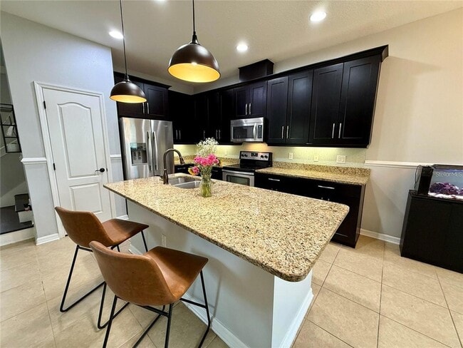 Building Photo - 2656 River Landing Dr
