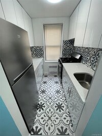 Building Photo - 83-85-85 116th St