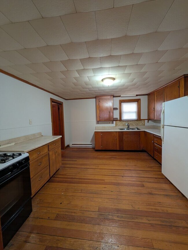 Building Photo - 18-20 Green Street