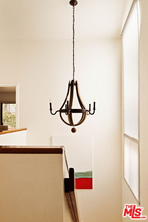 Building Photo - 303 Mavis Dr