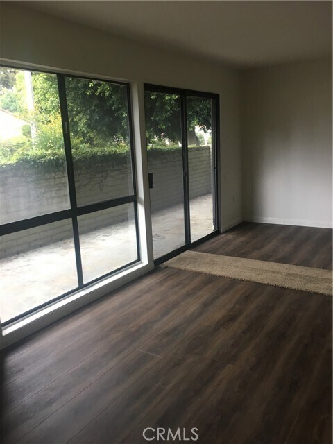 Building Photo - 3167 Via Vista