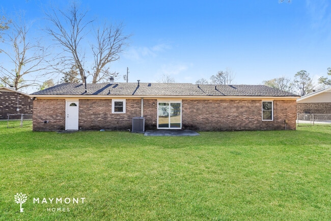 Building Photo - Spacious 4-Bedroom Home in Augusta, GA