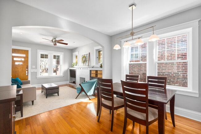 Building Photo - 5504 Itaska St