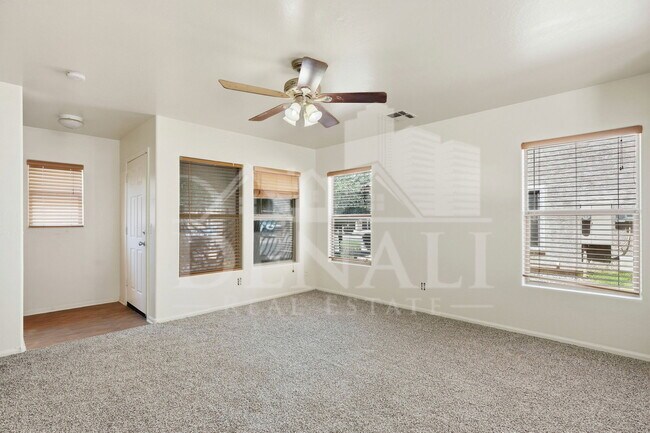 Building Photo - 4923 N 108th Dr