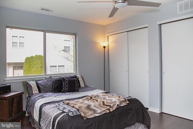 Building Photo - 828 Chanticleer