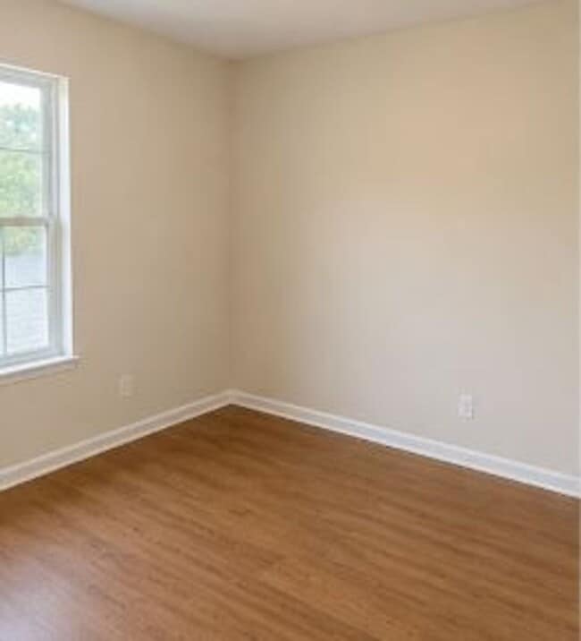 Building Photo - 514 Madrin St