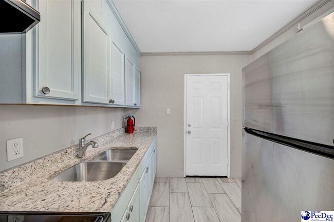 Building Photo - 2514 Bratton St