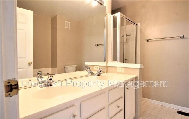 Building Photo - 12624 Fair Crest Ct