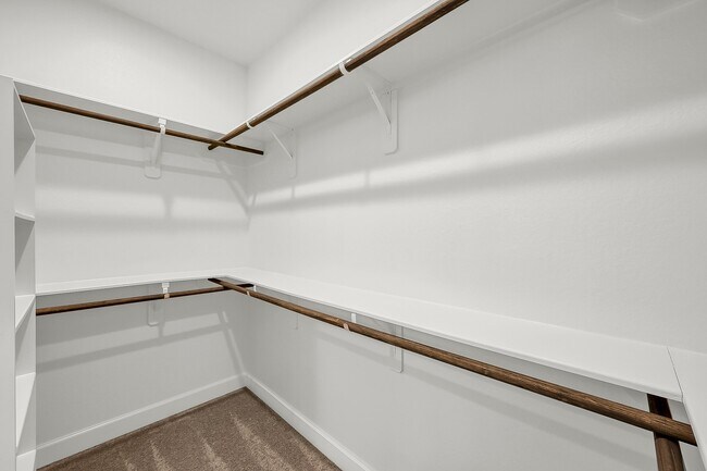 Building Photo - 328 Rise Ln