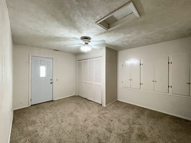Building Photo - 3 Bed 2 Bath Home in Arlington