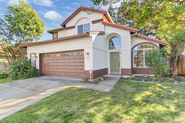 Building Photo - 2559 Du Bois Dr