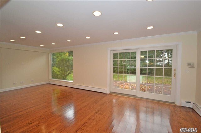 Building Photo - 30 Grist Mill Ln