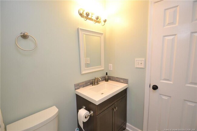 Building Photo - 4208 Loon Ln