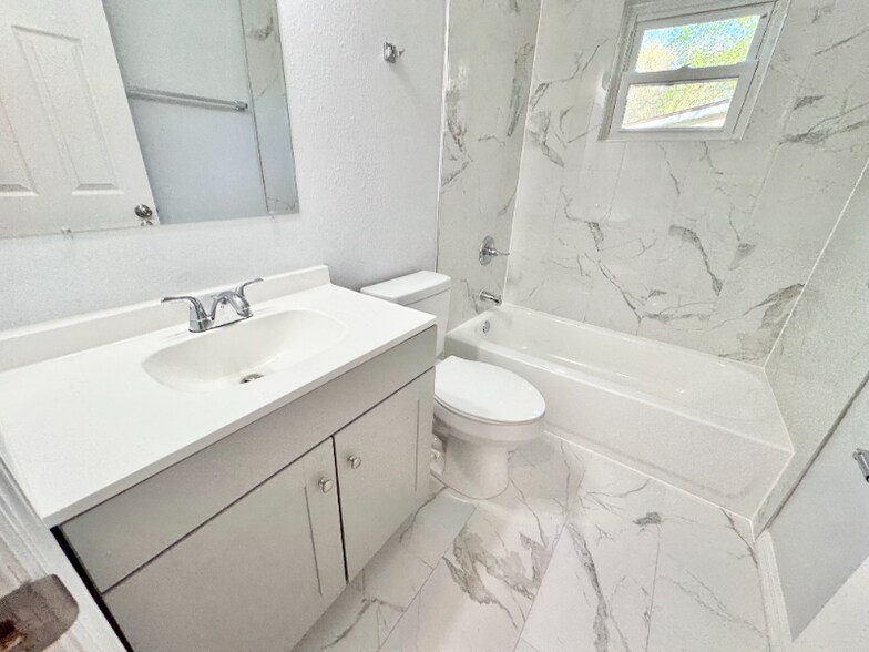 Building Photo - 1812 Quail Trail