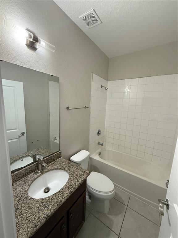 Building Photo - 485 Disa Dr