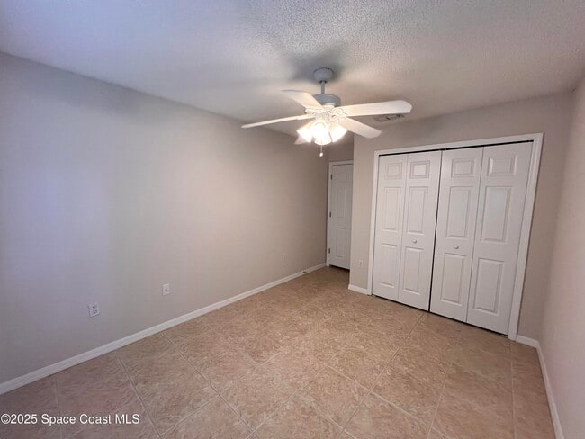 Building Photo - 2245 Redwood Cir