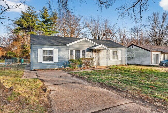 Building Photo - 9868 Lorna Ln