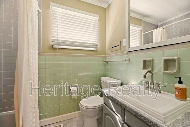 Building Photo - 1309 Huntington Rd SW