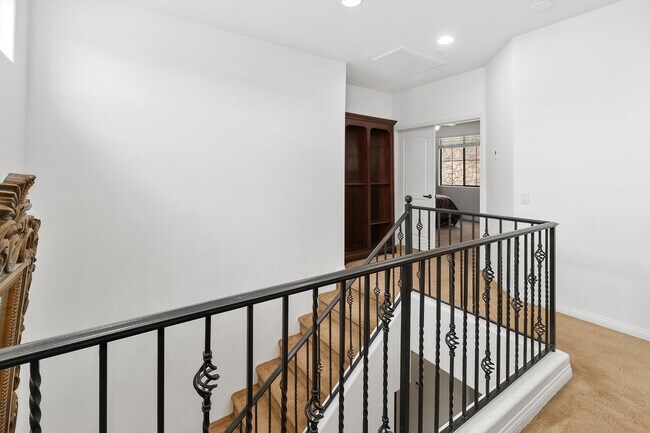 Building Photo - 4176 Via Mattina