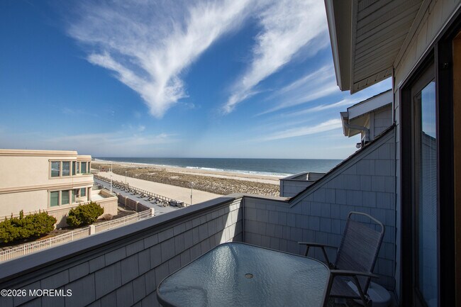 Building Photo - 900 Ocean Ave