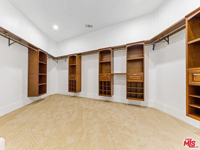 Building Photo - 14420 Merlot Ct