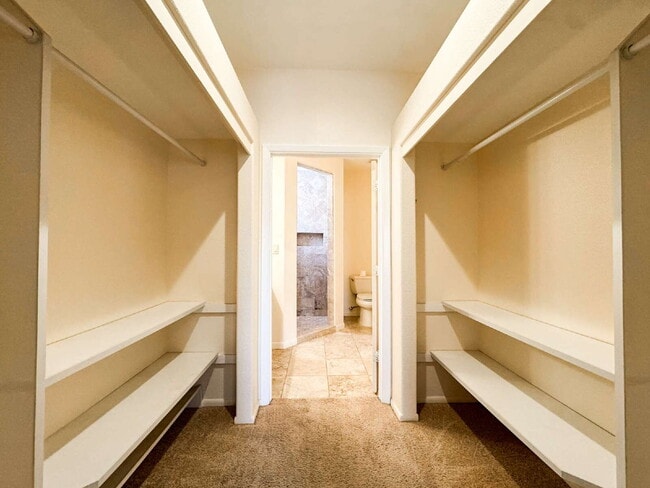 Building Photo - “Well Maintained 2-Bedroom, 2-Bathroom Home in Foothills”