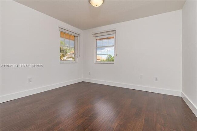 Building Photo - 5132 NW 106th Ave