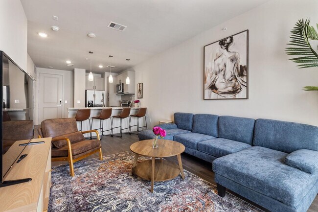 Building Photo - 5820 1/2 Cameron Road-SI FL4-ID1303398P