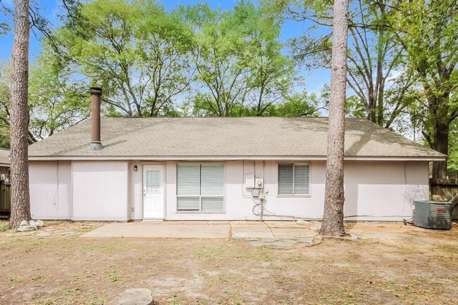 Building Photo - 4703 Lost Lake Ln