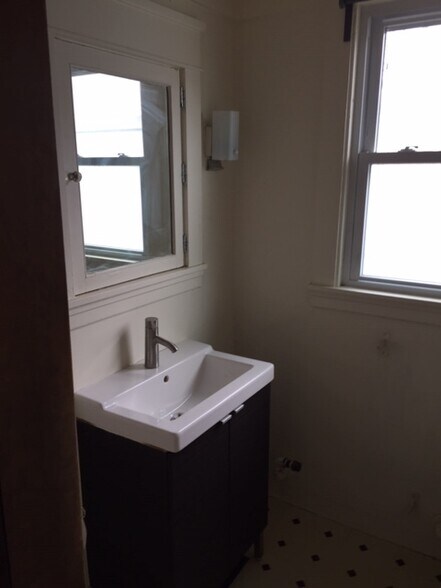 Bathroom. - 3320 Lyndale Ave S