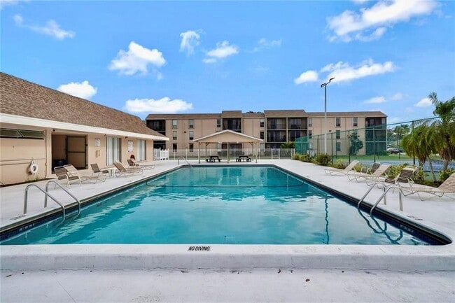 Building Photo - 7173 Orange Dr