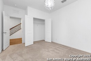 Building Photo - 6806 Prue Rd