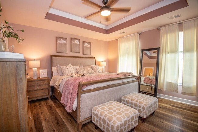 Building Photo - 351 Goodwick Dr