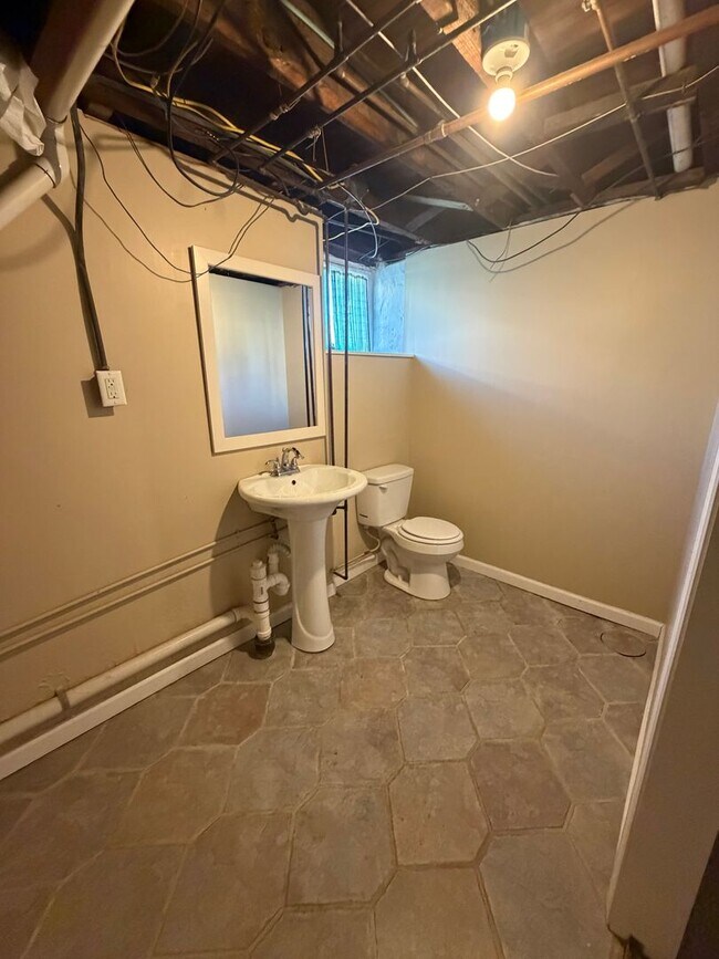 Building Photo - 17 N 24th St