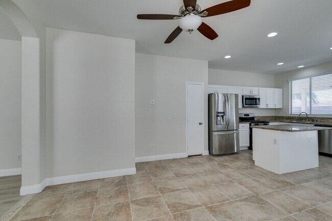 Building Photo - Charming 3-Bedroom Single-Story Home in North Las Vegas!
