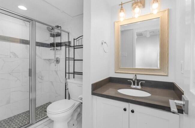 Building Photo - 12100 Melville Dr