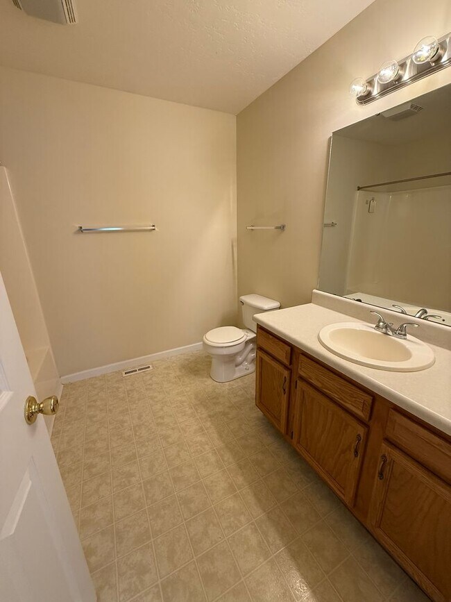 Building Photo - Great location! 3 Bedroom Home in Highly Desirable area of Farragut!