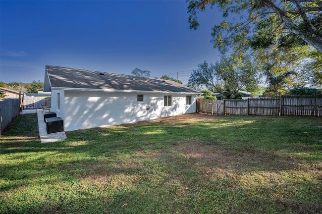 Building Photo - 1502 Cottonwood Terrace