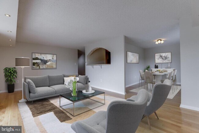 Building Photo - 200 N Pickett St