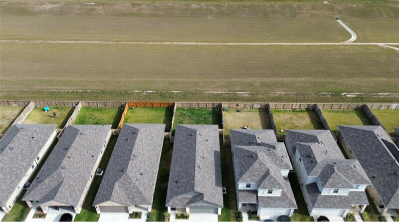 Building Photo - 24042 Breckenridge Hts Ln