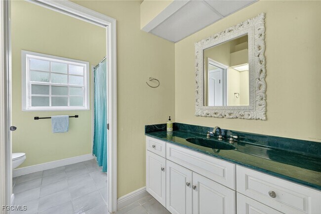 Building Photo - 11592 Timberline Cir