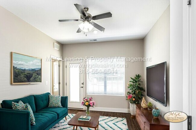 Primary Photo - Brighton Crossing Apartments – 1 Bedroom, ...