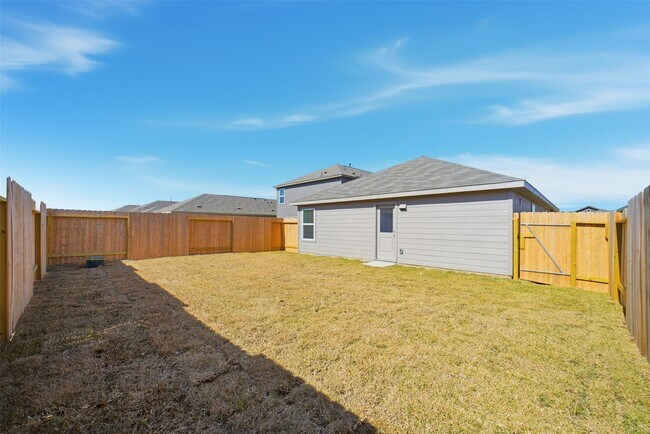 Building Photo - 12048 Noble Wood Vlg Dr