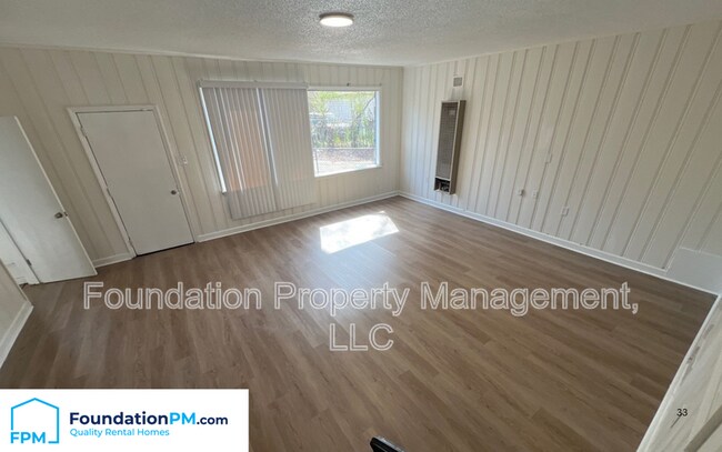 Building Photo - 2143 Vollintine Ave