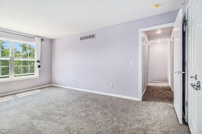 Building Photo - 3051 Barclay Way