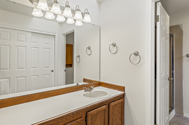 Building Photo - 4219 212th Ave NE